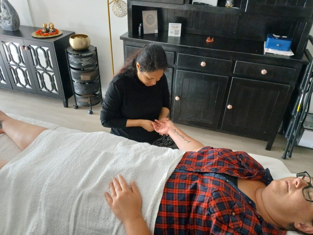 Reflexologie palmaire Compiègne